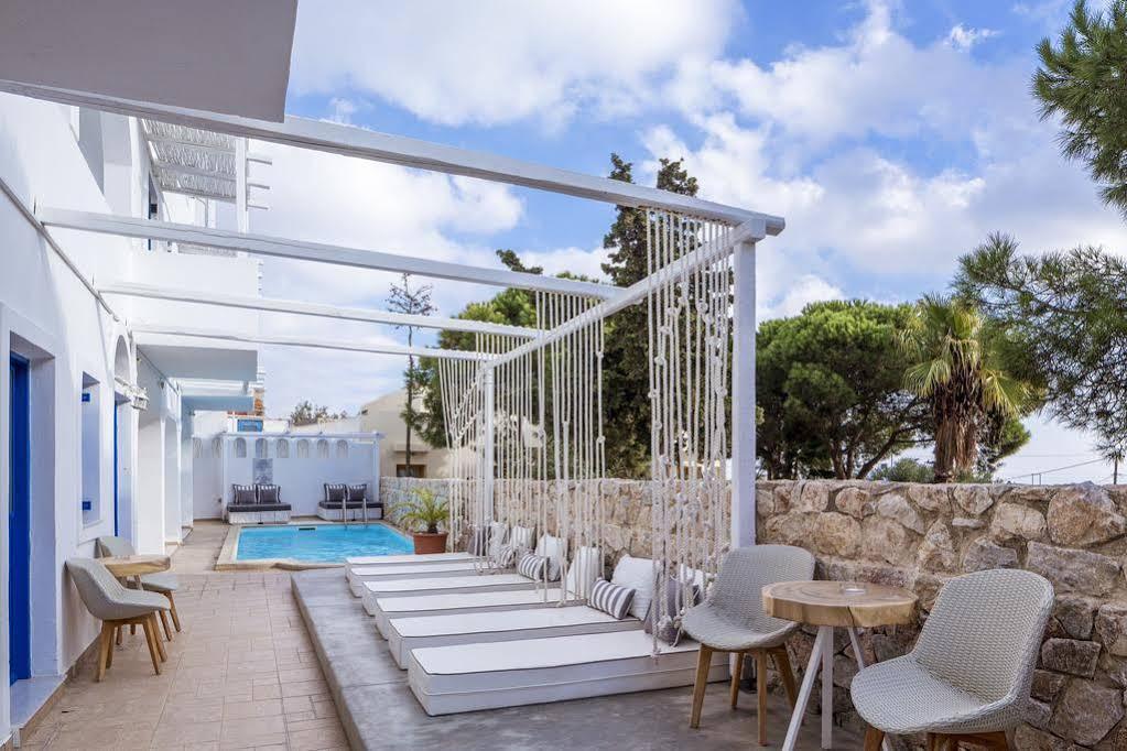 Loizos Stylish Residences Fira  Extérieur photo